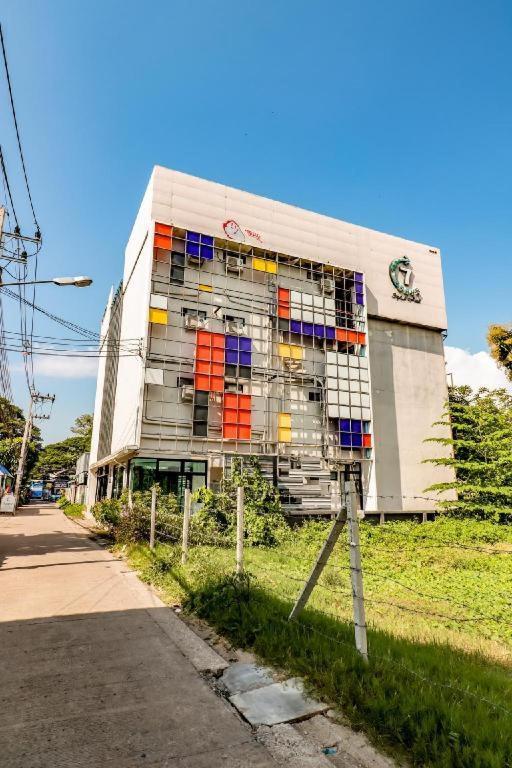 Hotel Oyo 412 7 Days Chiang Mai