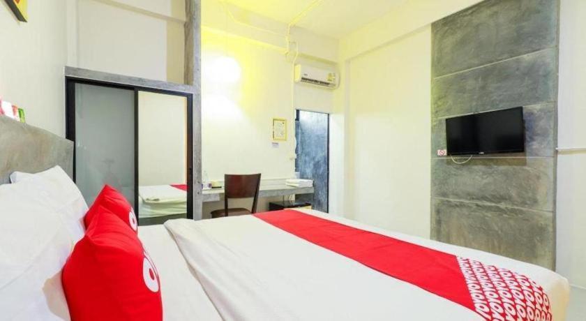 Oyo 412 7 Days Hotel