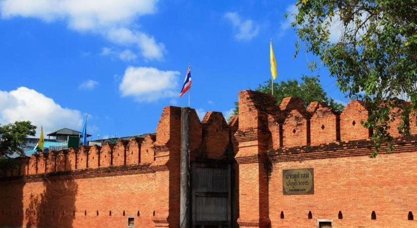 Oyo 412 7 Days Отель